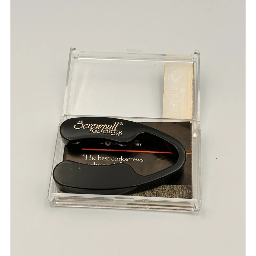 Le Creuset Screwpull Foilcutter Wine Bottle Opener W/Original Package